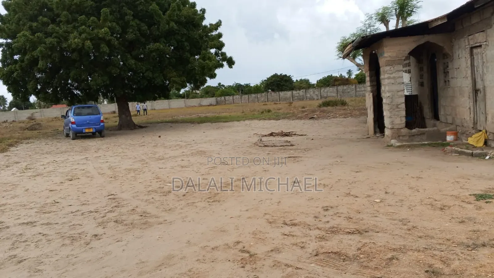 Eneo Linauzwa Ununio Beach
