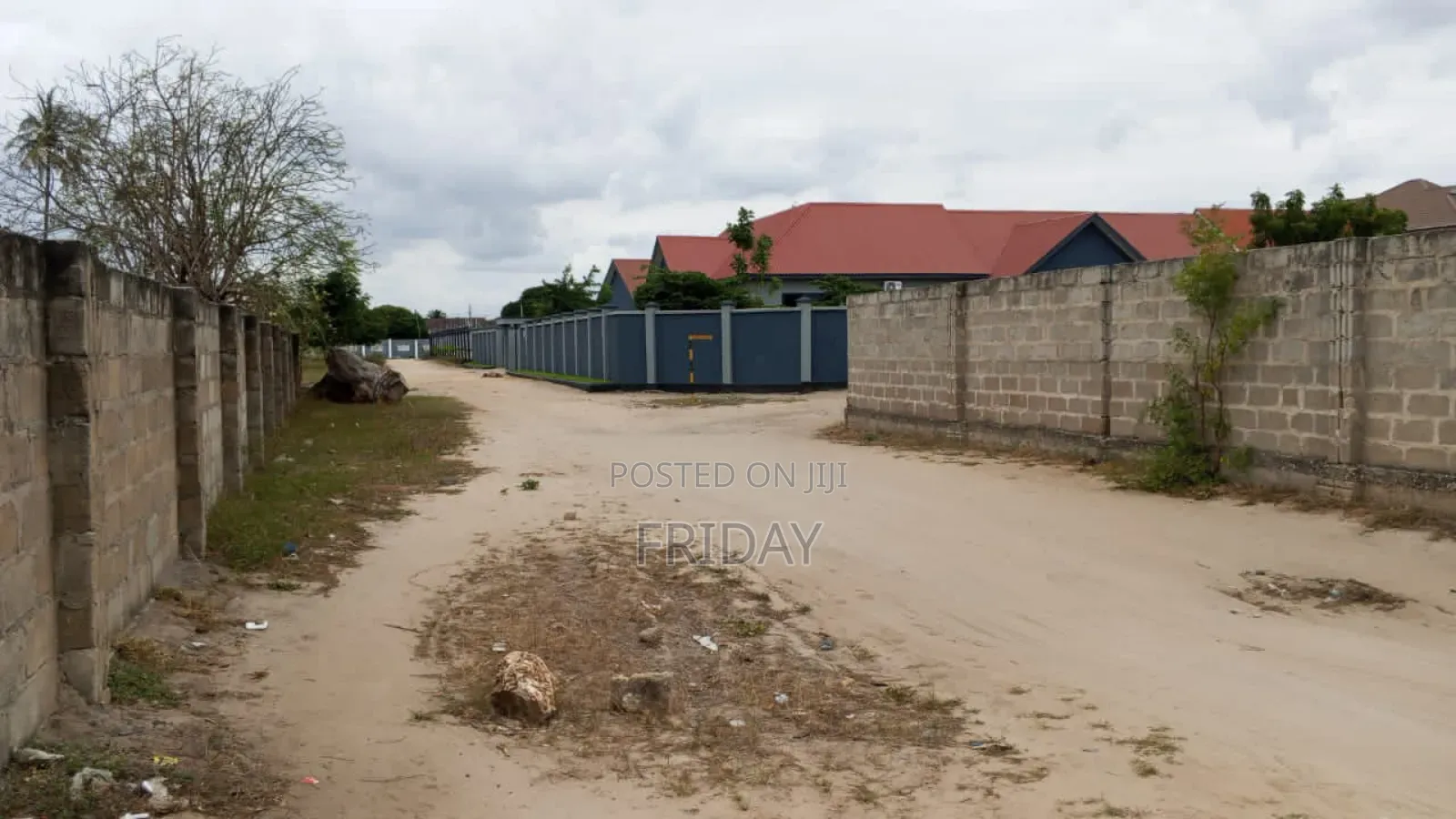 Plot for Sale Ununio