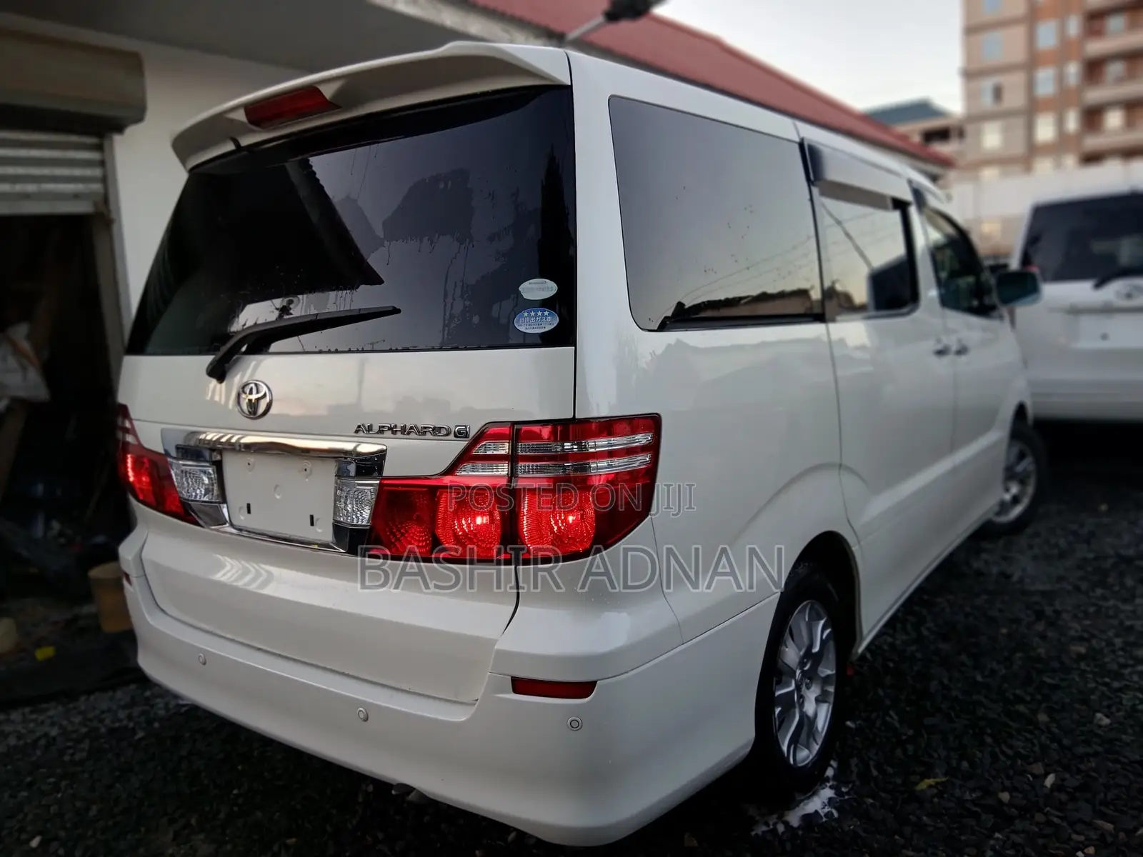 Toyota Alphard 2.4 Petrol FWD 2006 Pearl