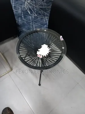 Coffee Table/ Sided Round Table