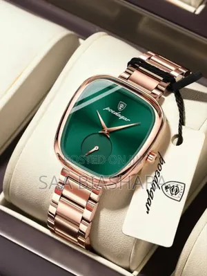 Poedagar Women's Classic Watch Gold and Green