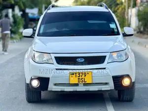 Subaru Forester 2009 White