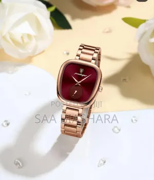 Poedagar Women's Classic Watch Gold and Red