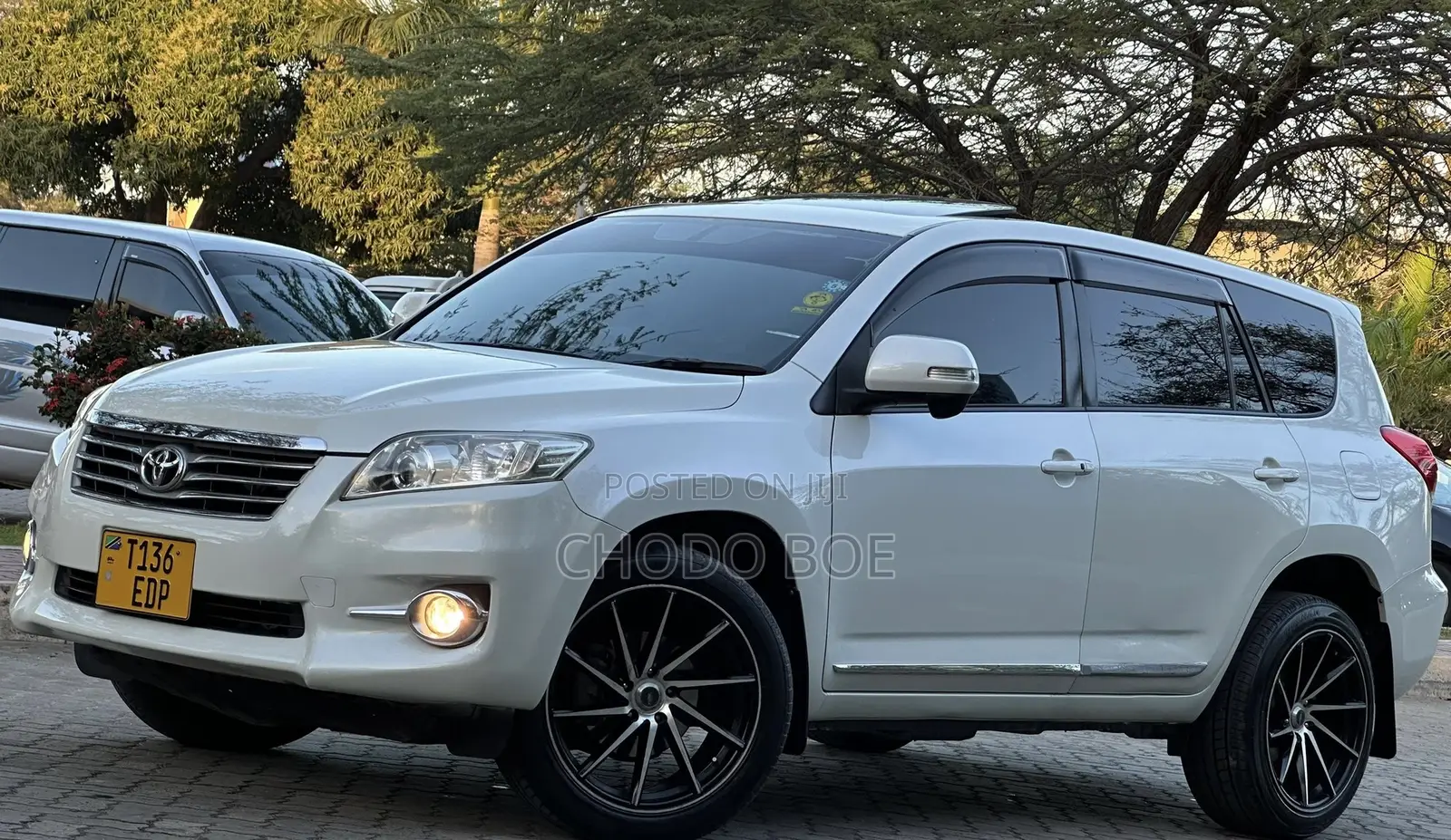 Toyota Vanguard 2010 Pearl