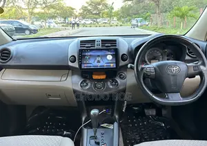 Toyota Vanguard 2010 Pearl