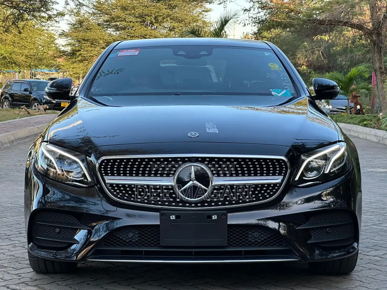 Mercedes-Benz E350e 2017 Black