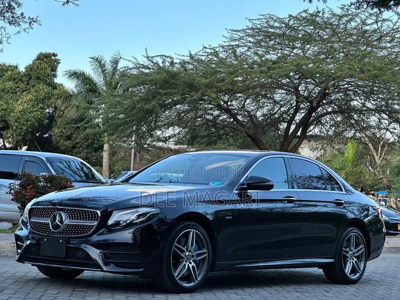 Mercedes-Benz E350e 2017 Black