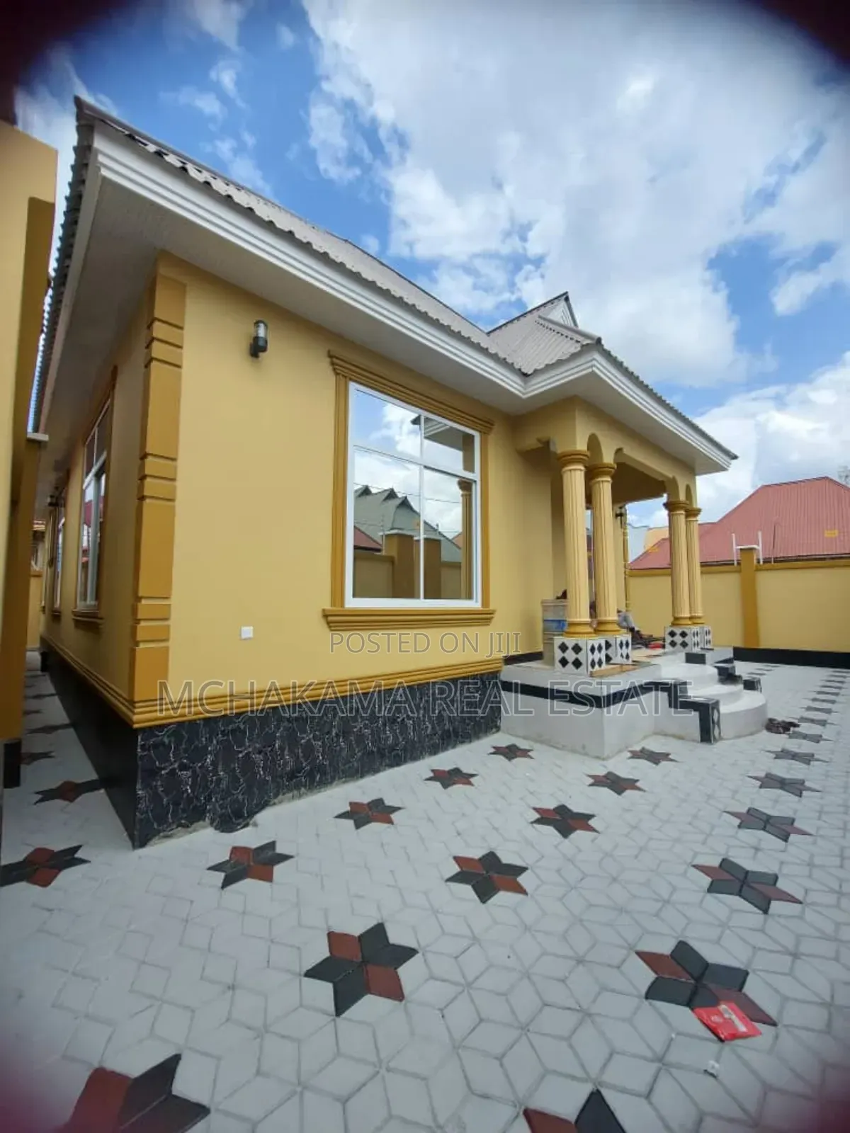 3bdrm House in Mchakama, Chamazi for sale