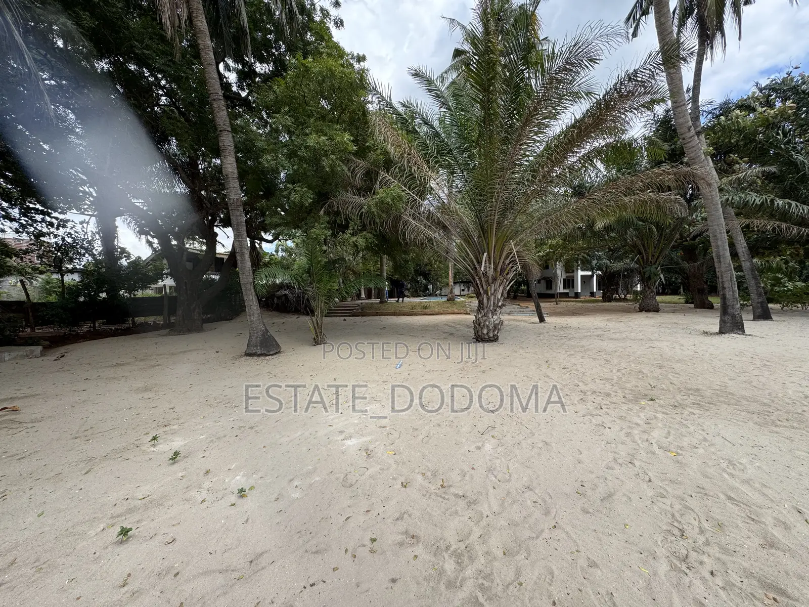 A Prime Plot Available for Sale at Kawe Beach /Msasani Beach