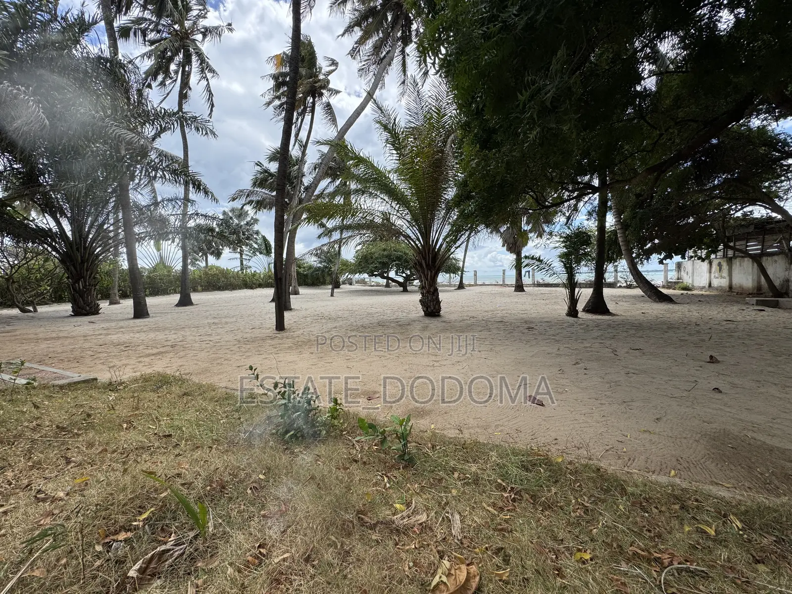A Prime Plot Available for Sale at Kawe Beach /Msasani Beach