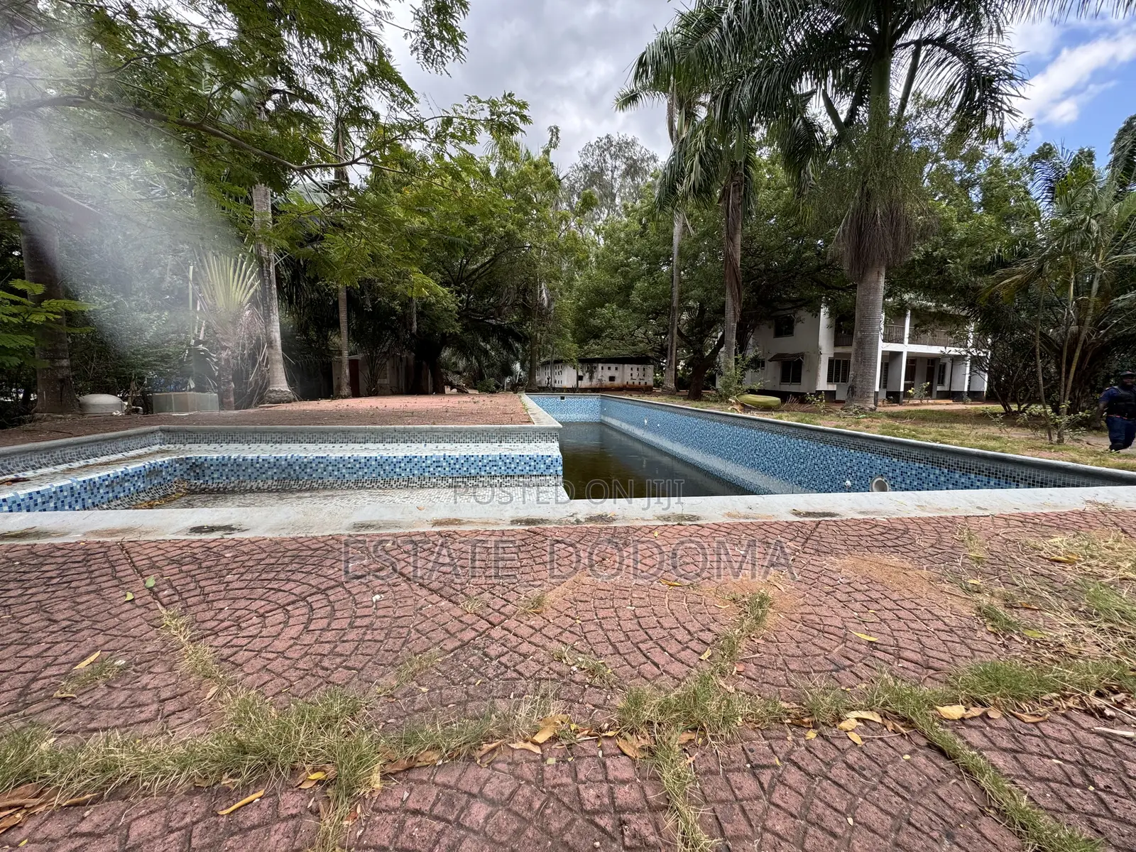 A Prime Plot Available for Sale at Kawe Beach /Msasani Beach