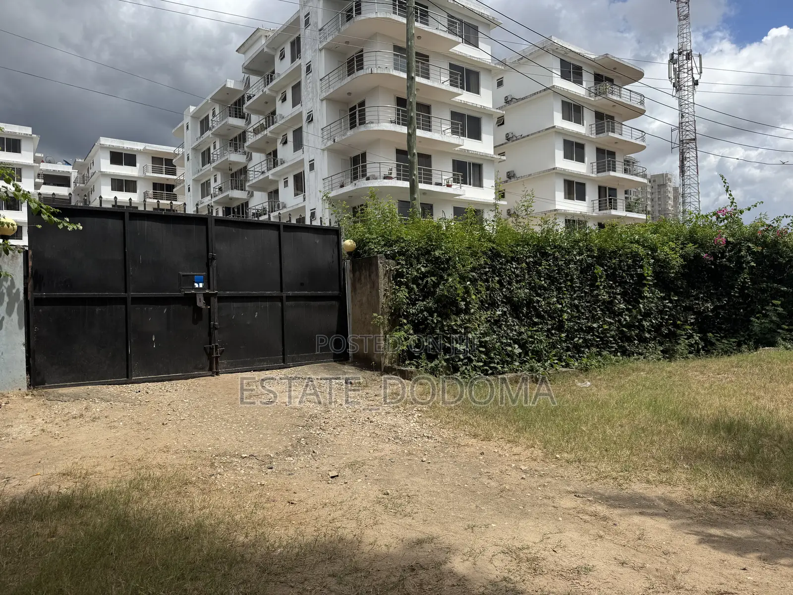 A Prime Plot Available for Sale at Kawe Beach /Msasani Beach