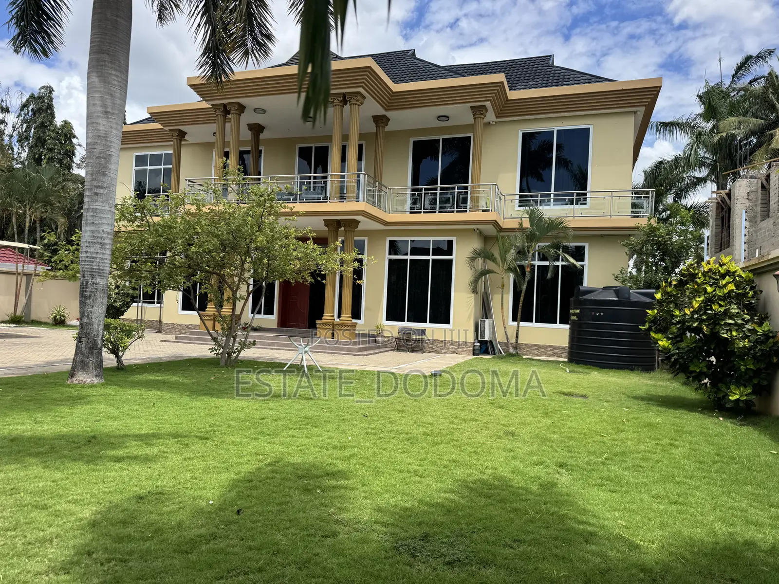 Furnished 8bdrm House in Mbezi Beach for sale