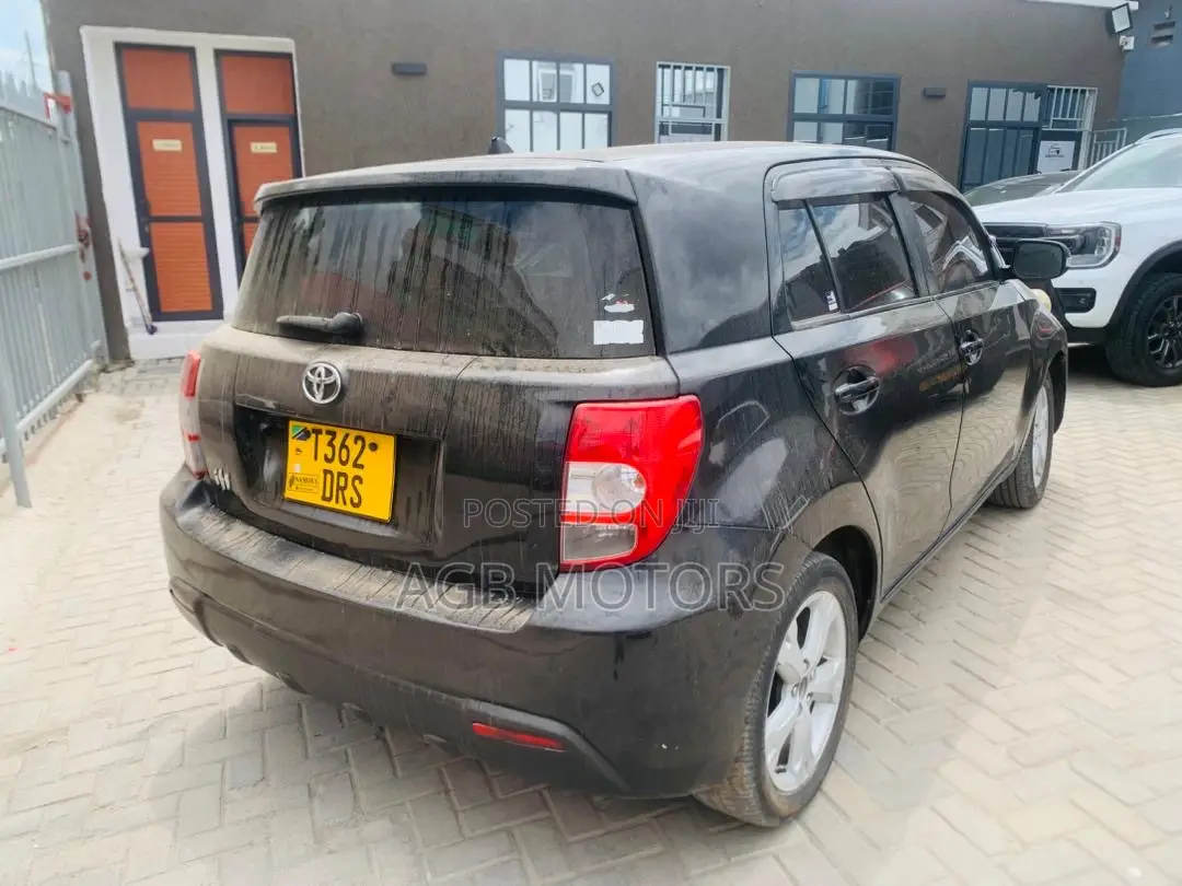 Toyota IST 2008 Black