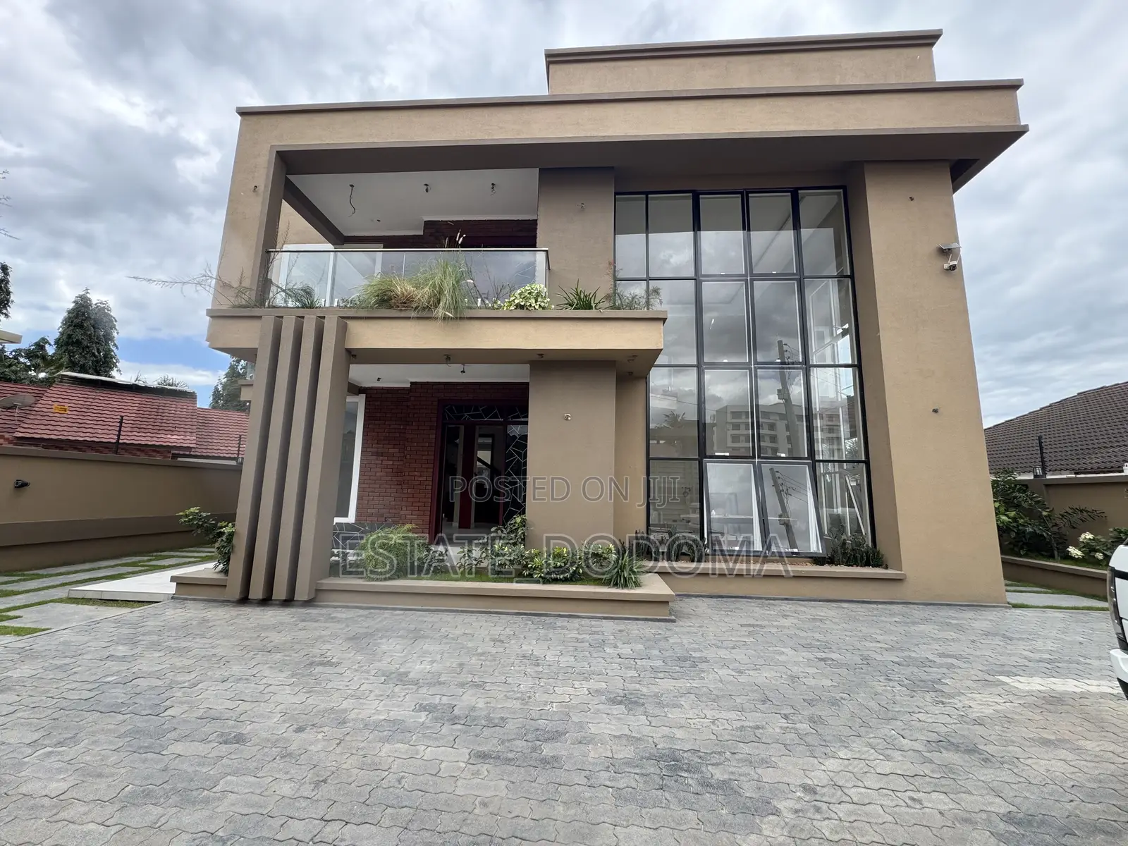 5bdrm Mansion in Mbezi Beach for sale