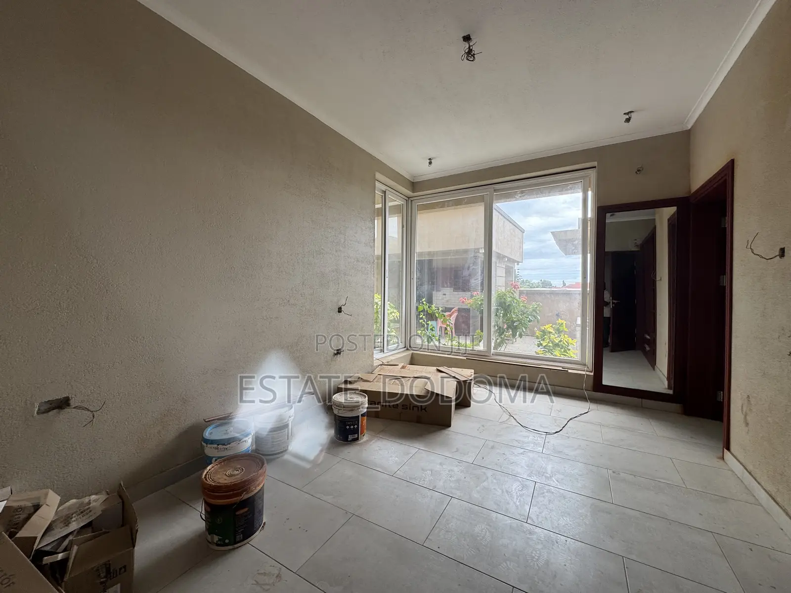 5bdrm Mansion in Mbezi Beach for sale