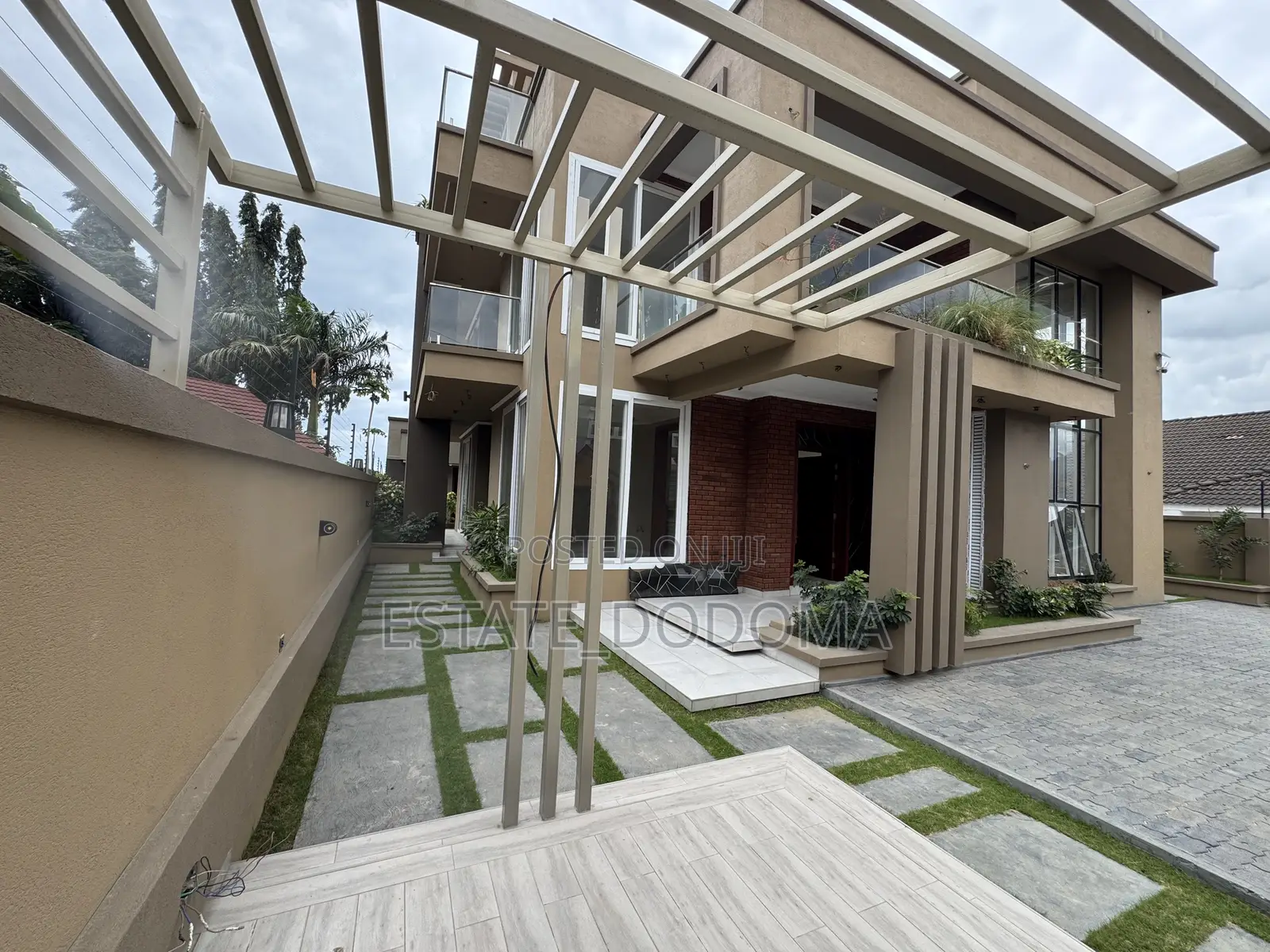 5bdrm Mansion in Mbezi Beach for sale