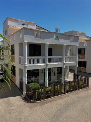 Furnished 5bdrm Villa in Masaki for rent