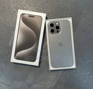 New Apple iPhone 15 Pro Max 256 GB Silver