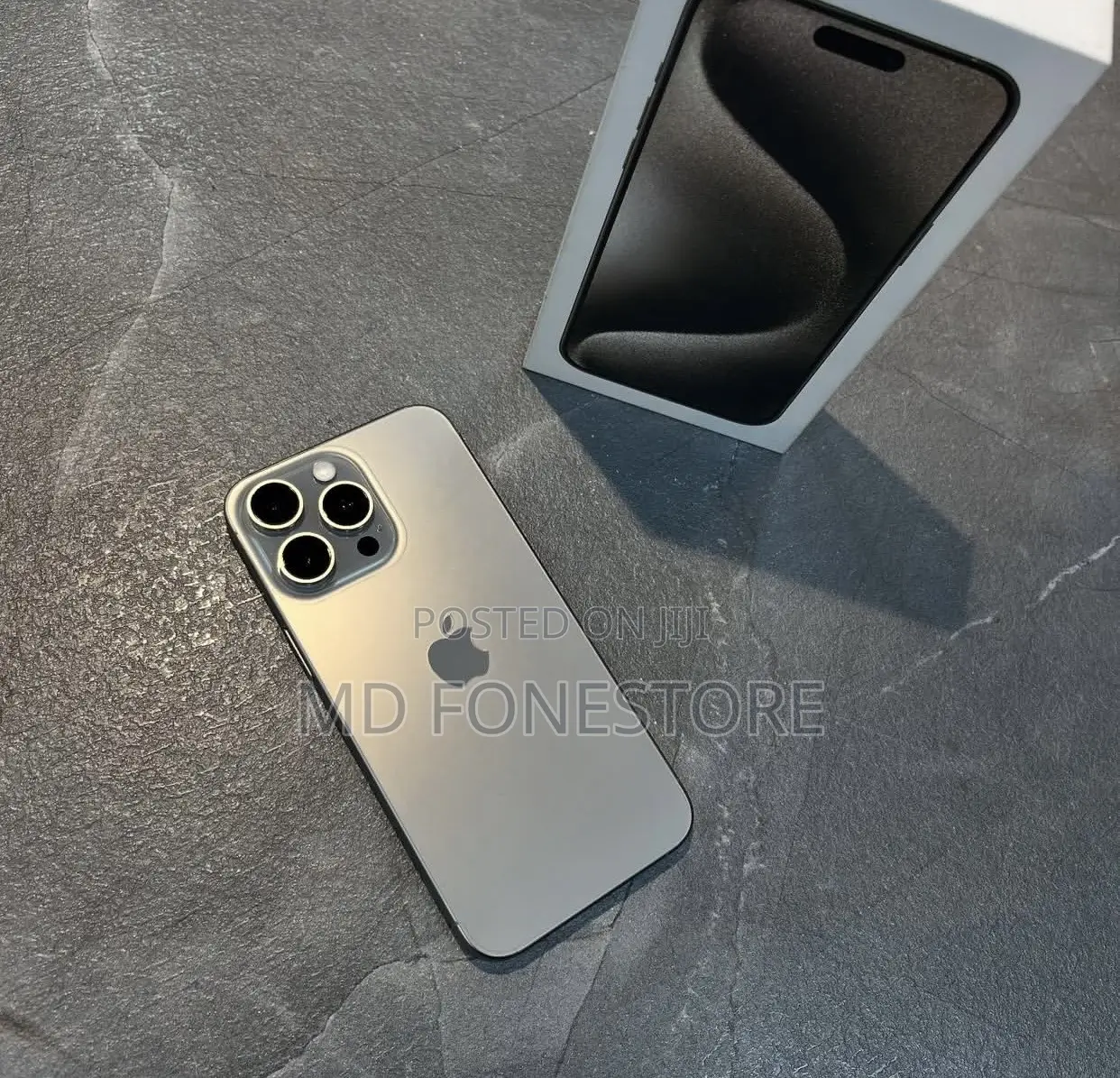 New Apple iPhone 15 Pro Max 256 GB Silver