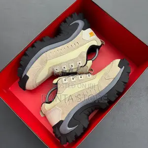 Caterpillar Safety Boots