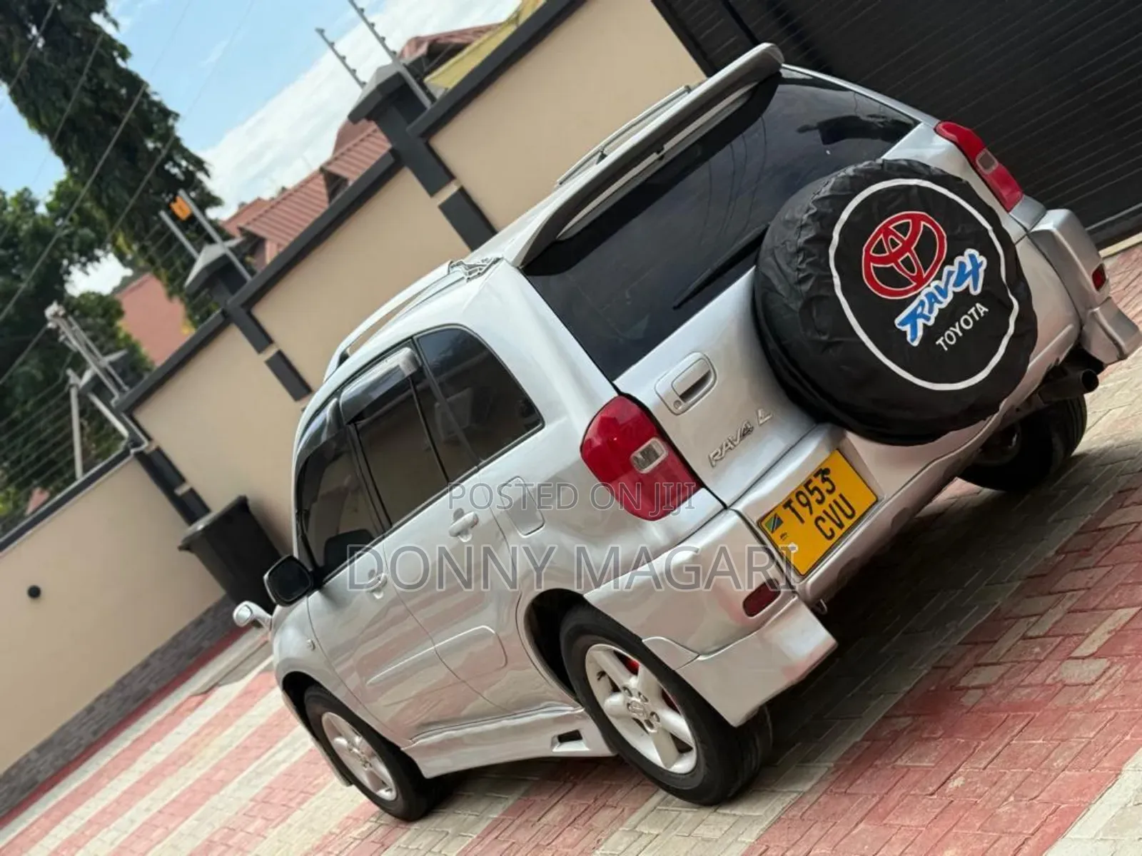 Toyota RAV4 Automatic 2003 Silver