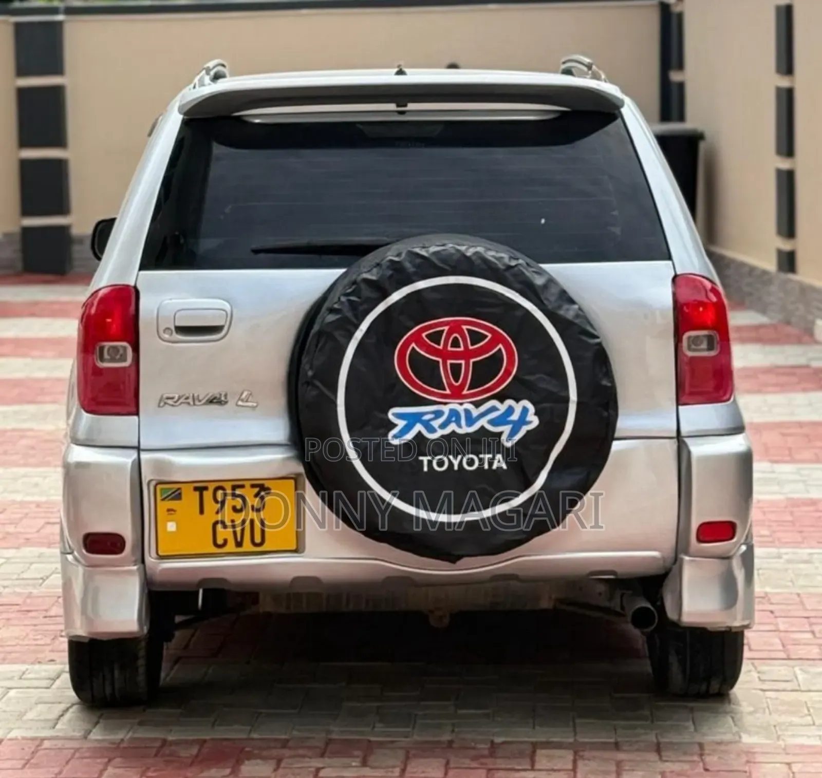 Toyota RAV4 Automatic 2003 Silver