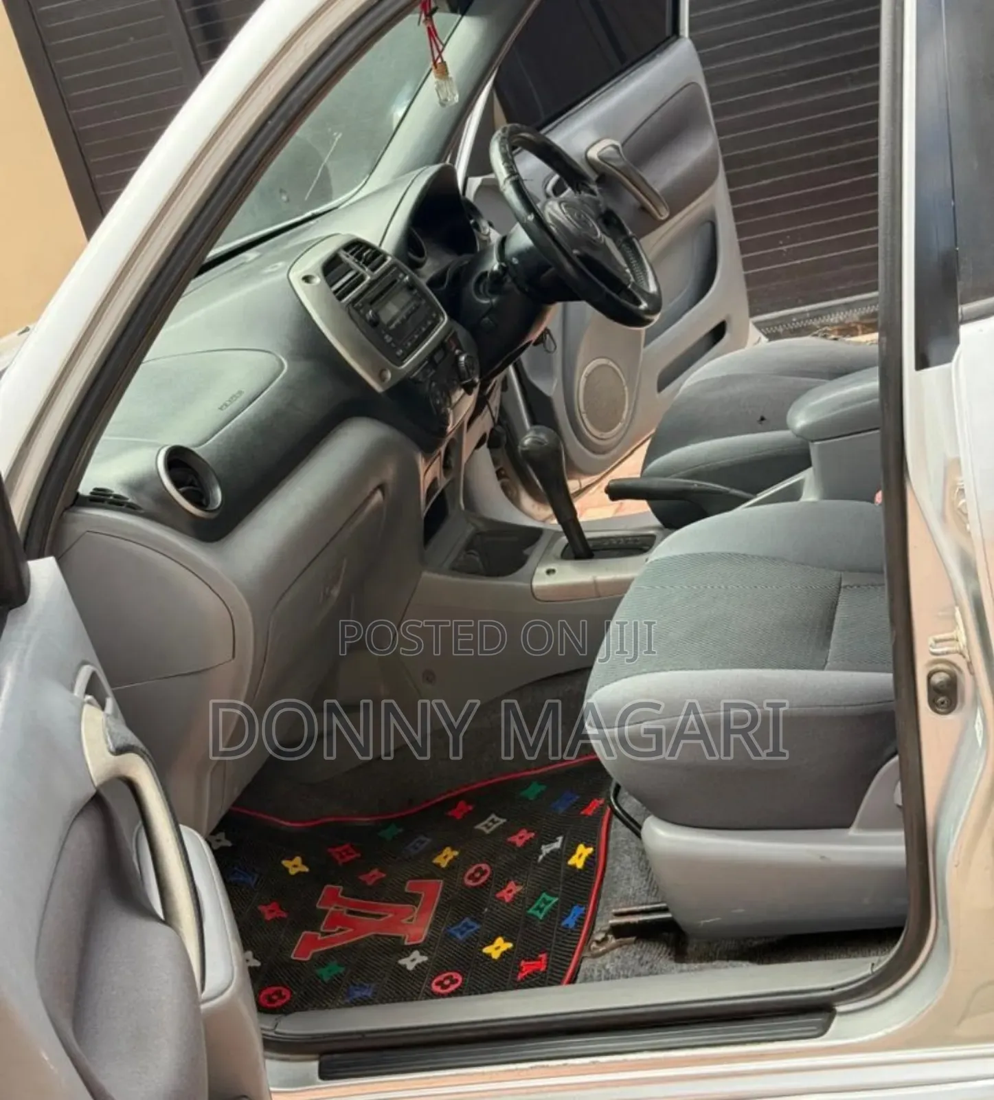 Toyota RAV4 Automatic 2003 Silver