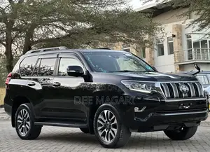 Toyota Land Cruiser Prado 4.0 Petrol TX 2022 Black
