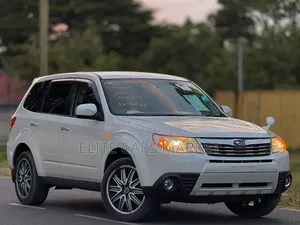 Subaru Forester 2009 White