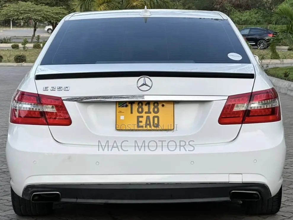 Mercedes-Benz E250 2011 White