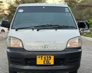 Toyota Lite-Ace 2005 White