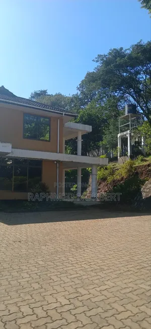 6bdrm House in Tanzania Realestates, Arusha for rent