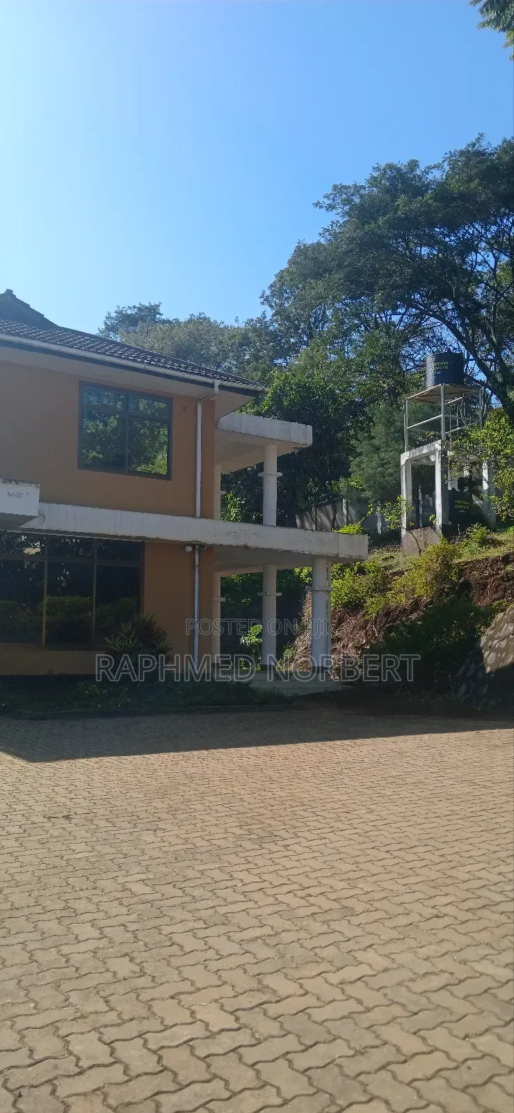 6bdrm House in Tanzania Realestates, Arusha for rent