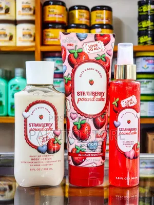 Bath Body Works Strawberry Pound Cake Ultimate Set