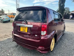 Toyota Rumion 1.5 FWD 2021 Maroon