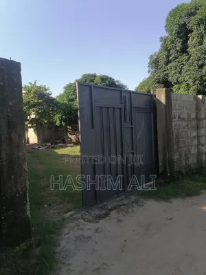 9bdrm House in Kigamboni for sale