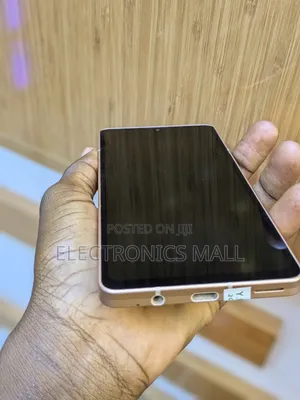 Sharp Aquos S3 64 GB Gold