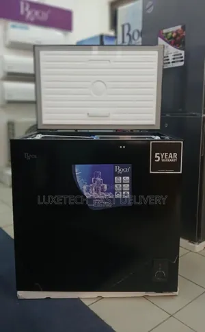 Roch Chest Freezer 200 Liters Black Design