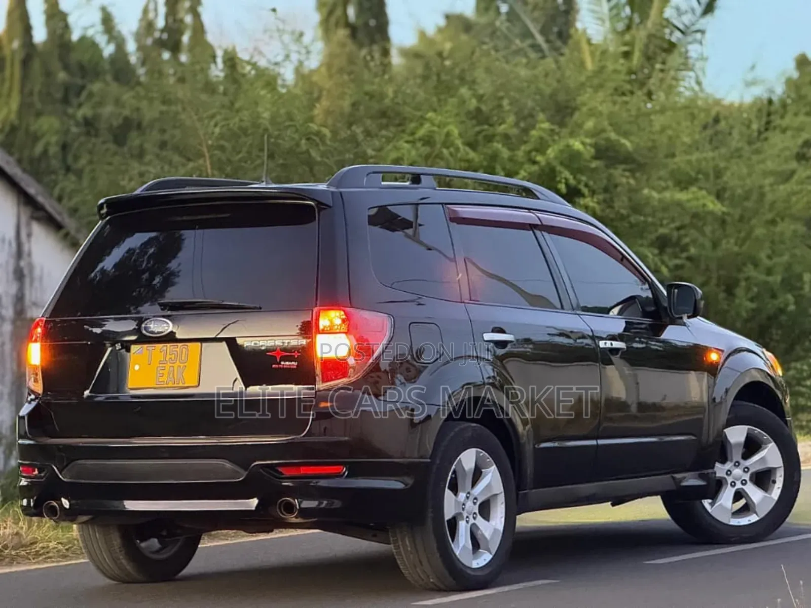 Subaru Forester 2010 Black