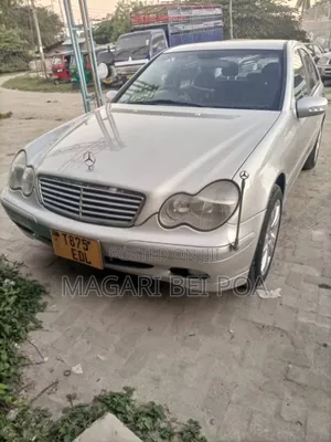 Mercedes-Benz C-Class 2015 Silver