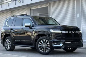 New Toyota Land Cruiser 2022 Black
