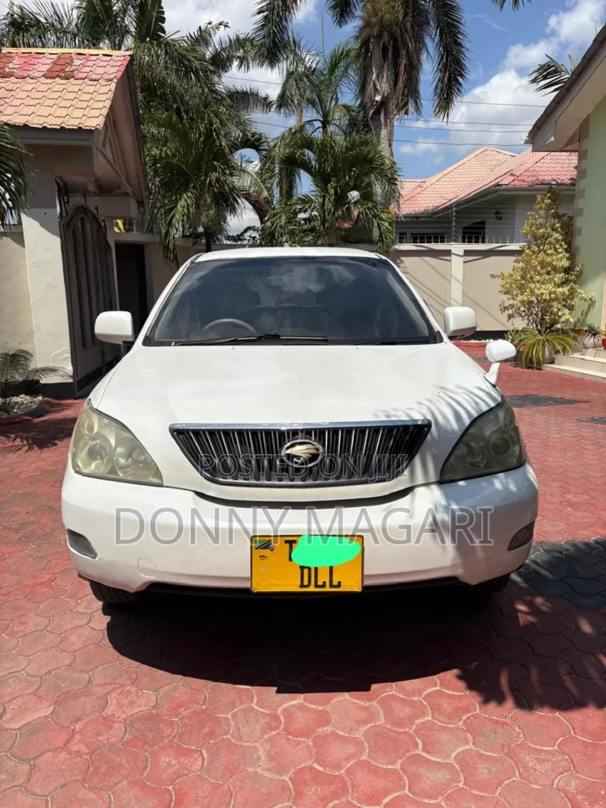 Toyota Harrier 2005 White