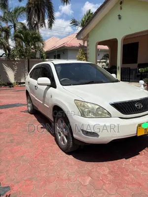 Toyota Harrier 2005 White