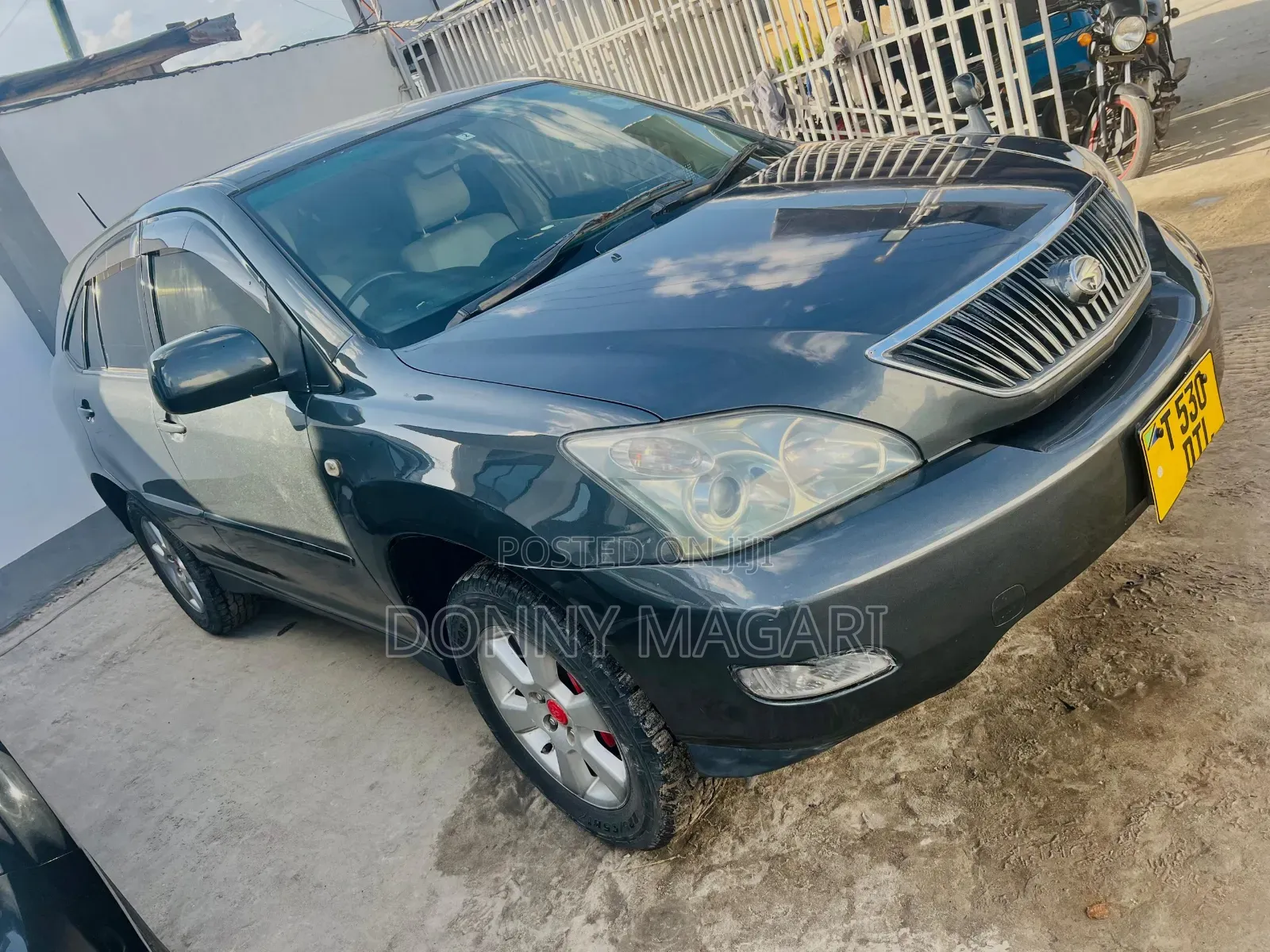 Toyota Harrier 2006 Gray