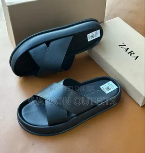 Sandals or Sendo Official With Fancy Looking