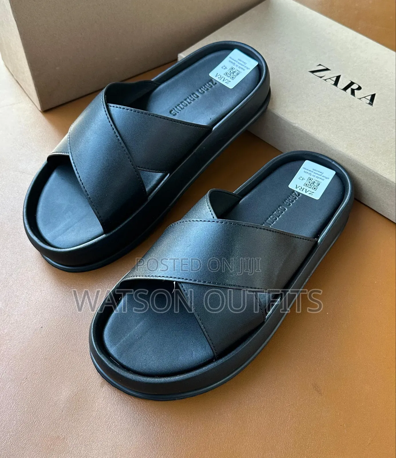Sandals or Sendo Official With Fancy Looking