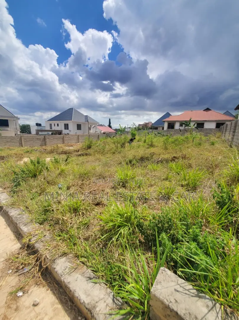 Plot for Sale Madale Uzunguni