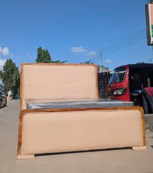 Hardwood Bed Size 5/6