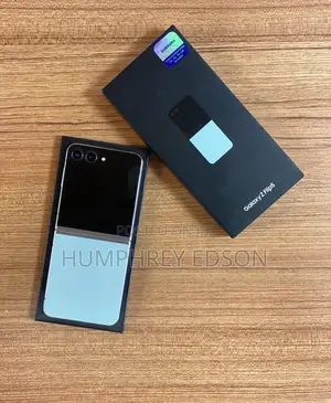 New Samsung Galaxy Z Flip 5 256 GB Green